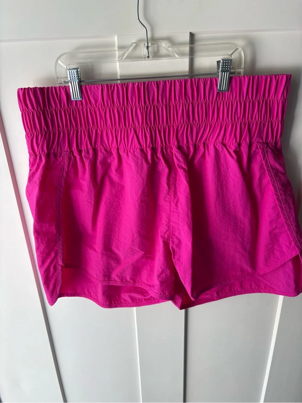 Zenana Casual Windbreaker Smocked Waistband Running Active Gym Shorts Women’s 1X